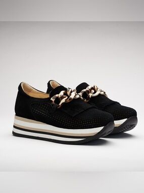 Women’s SOFTWAVES Cadie Slip On suede leather platform sneakers- Size 36.5